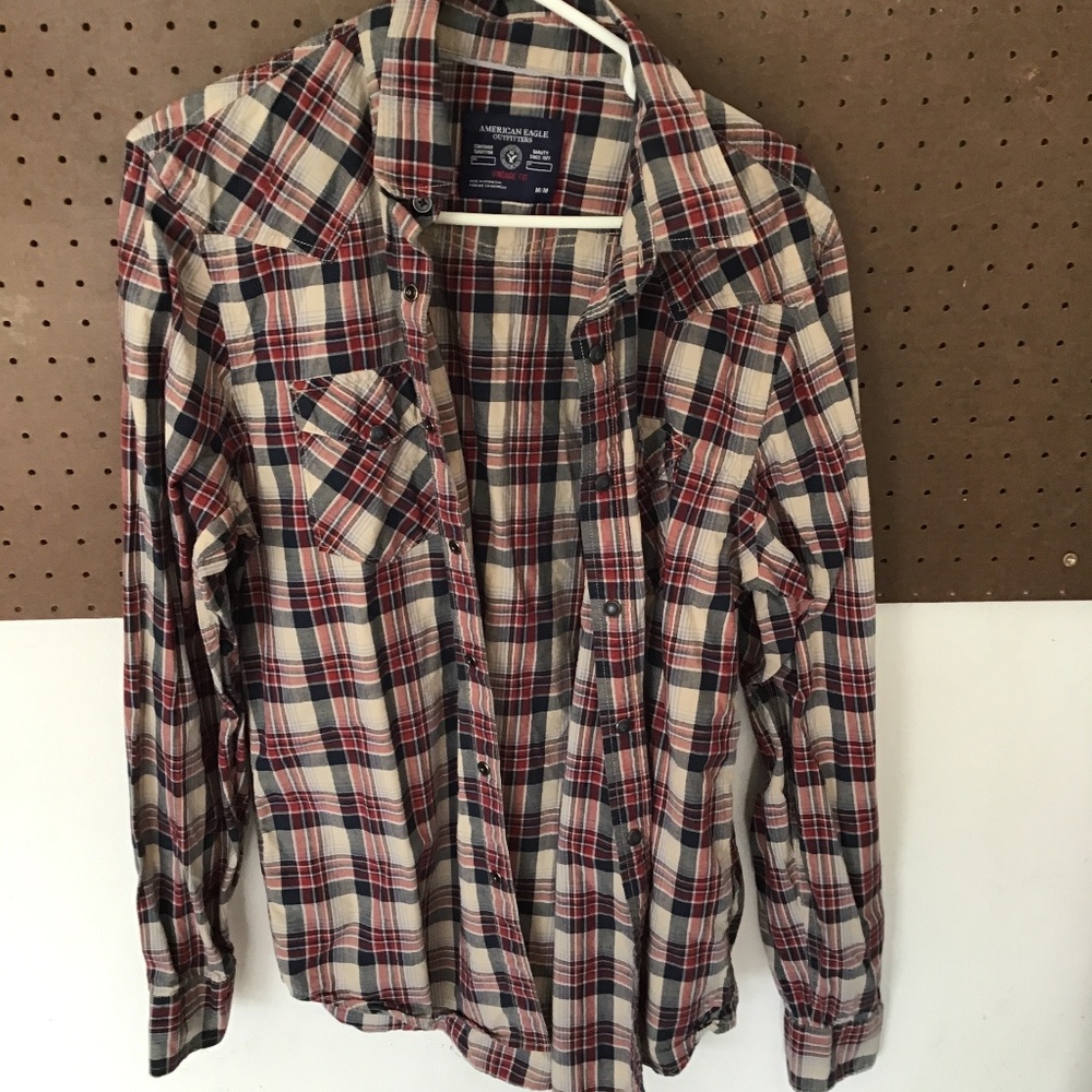 American Eagle Men’s Plaid Button Down Shirt Long Sleeve Casual Flannel Style